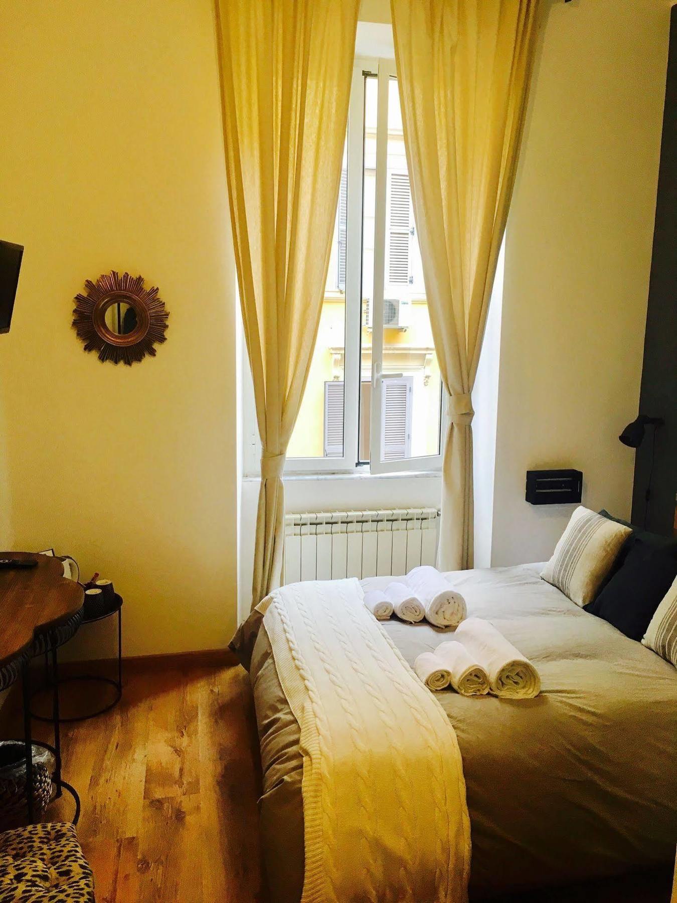 Holidays Rooms Roma Ngoại thất bức ảnh