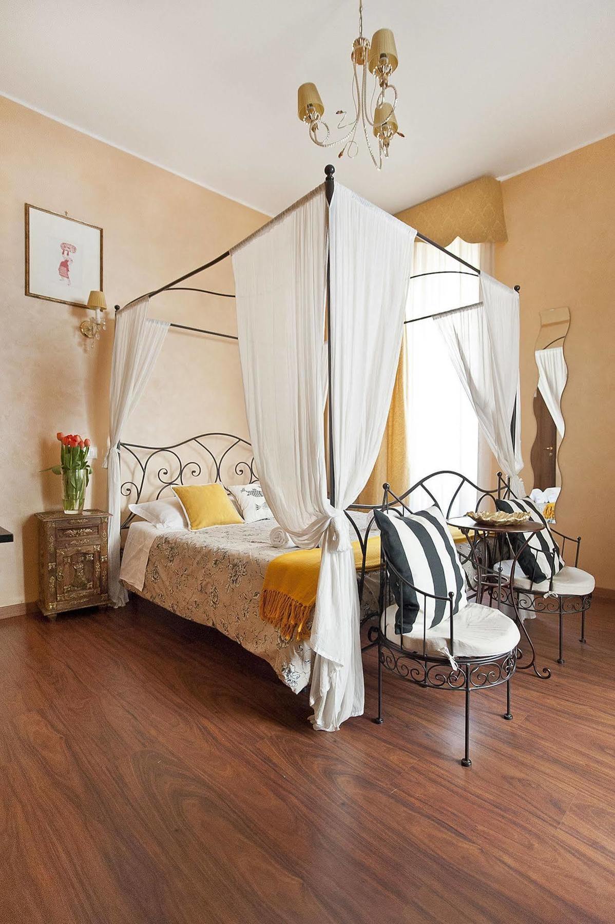 Holidays Rooms Roma Ngoại thất bức ảnh