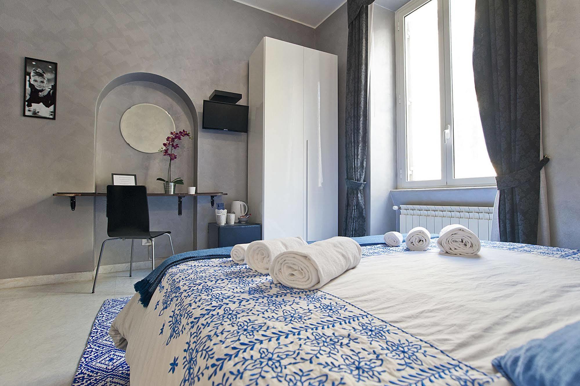 Holidays Rooms Roma Ngoại thất bức ảnh