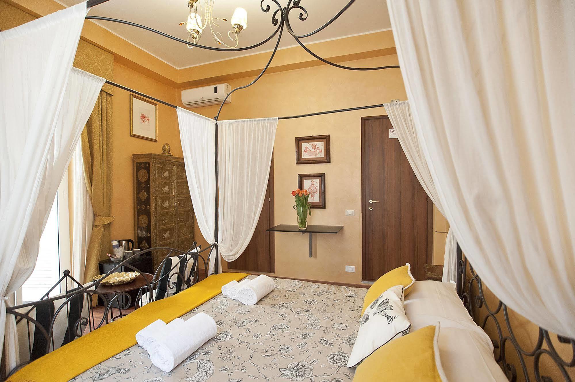 Holidays Rooms Roma Ngoại thất bức ảnh